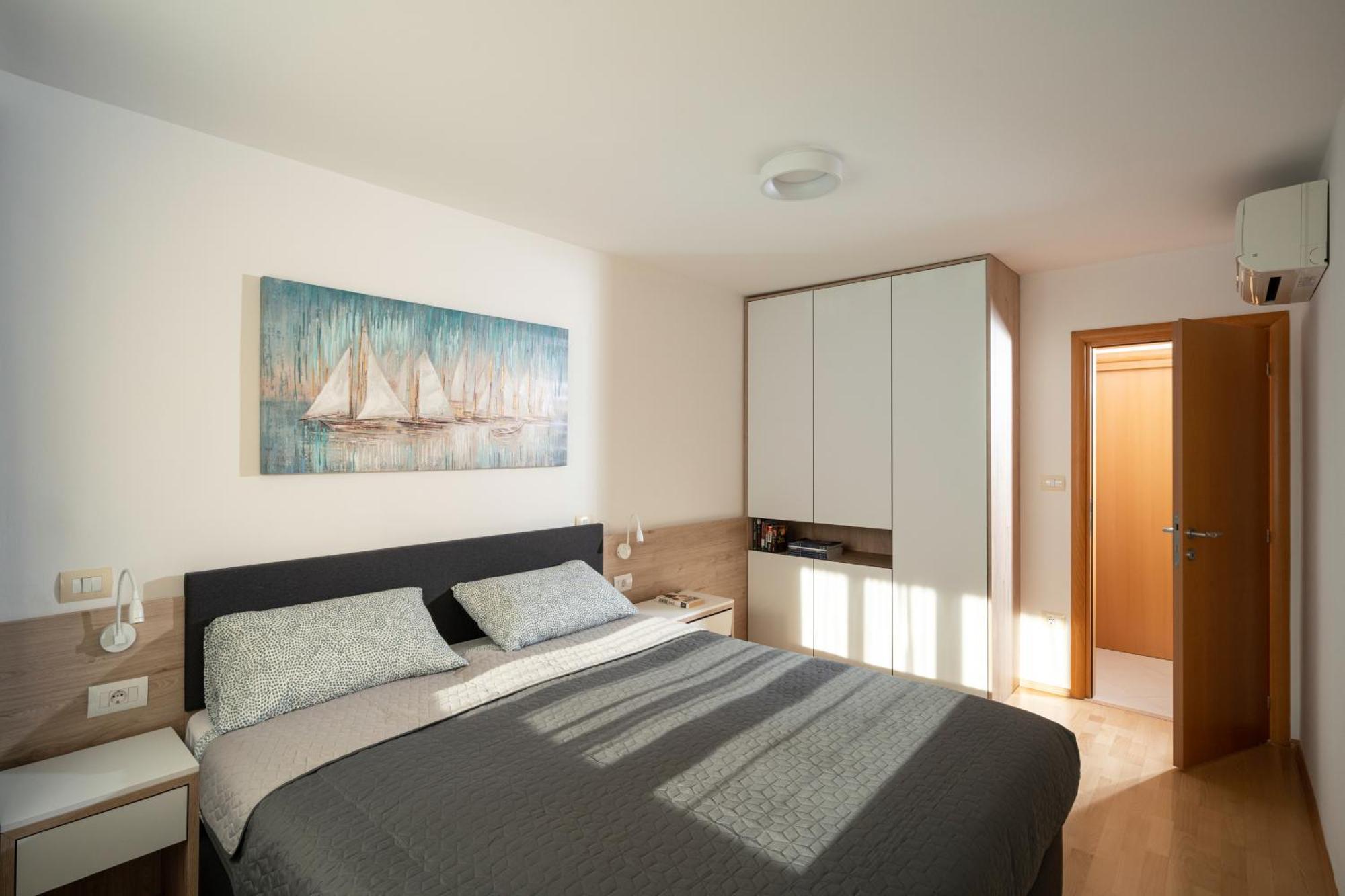 Humagum Sea View - Garden Palace Apartmán Umag
